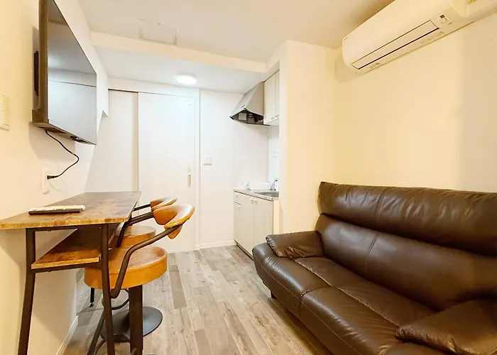Tokyo Louis House In Ueno Area Close To Jr Yamanote Line & Metro Ginza Line Walk To Ueno Park And Ameyoko